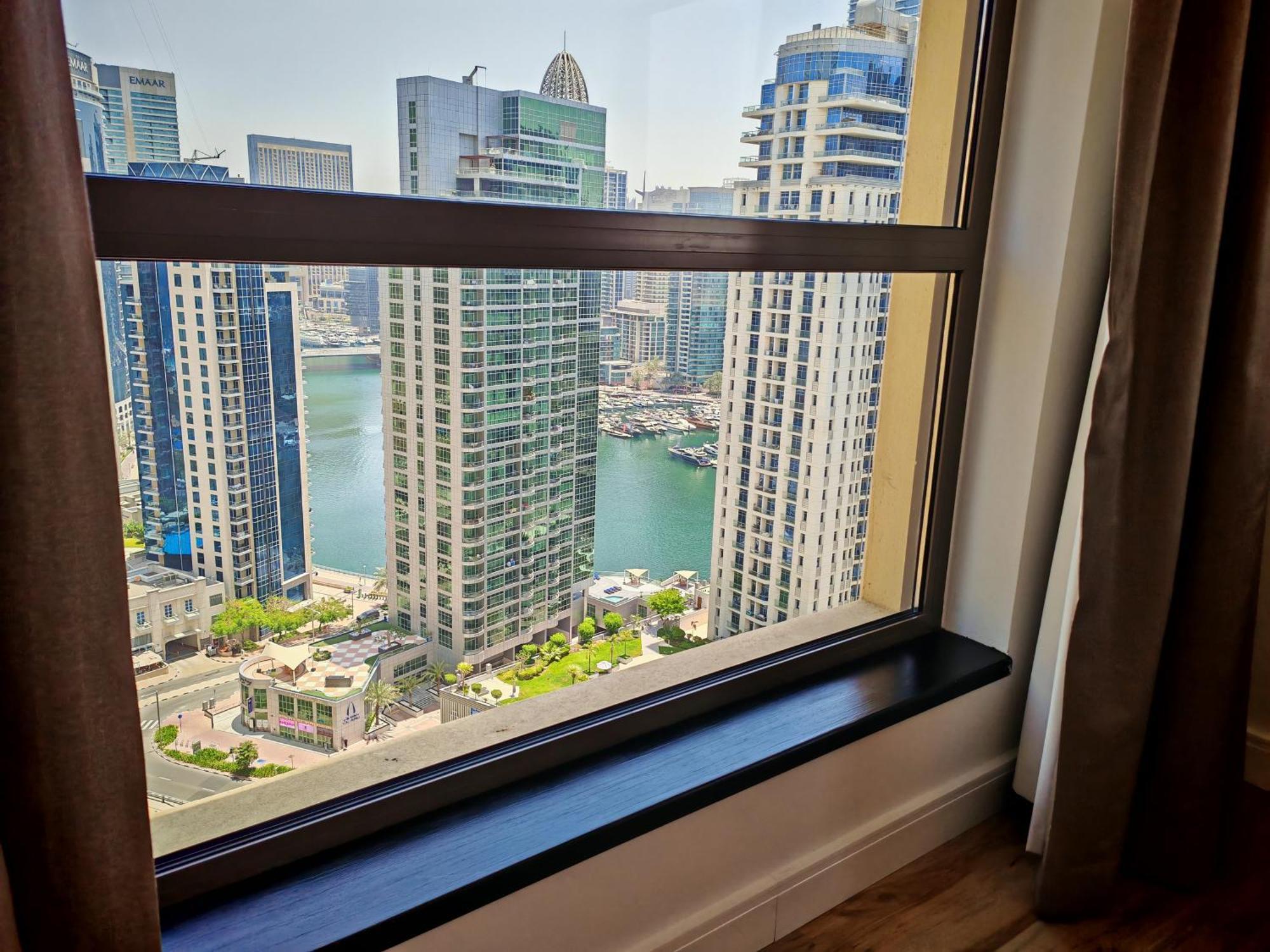 Stunning 5 1 Bedroom On Jbr With Marina View On High Floor Maid's Room, Near Mall, Metro & Cinemas - By Sunkissed Homes Apartment *