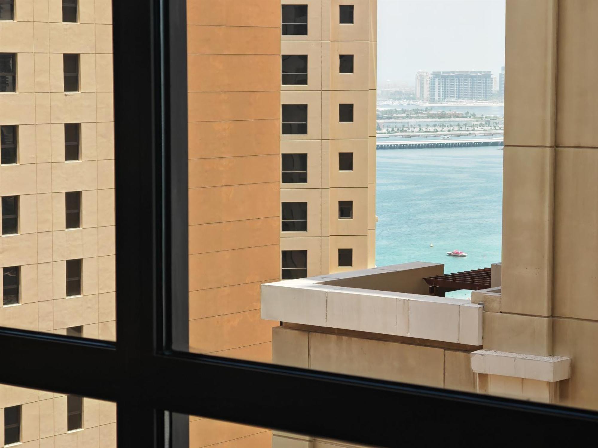 Stunning 5 1 Bedroom On Jbr With Marina View On High Floor Maid's Room, Near Mall, Metro & Cinemas - By Sunkissed Homes Appartement *