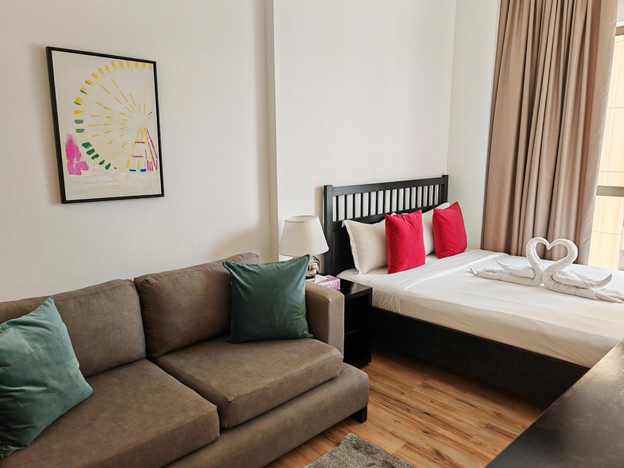 Stunning 5 1 Bedroom On Jbr With Marina View On High Floor Maid's Room, Near Mall, Metro & Cinemas - By Sunkissed Homes Dubai