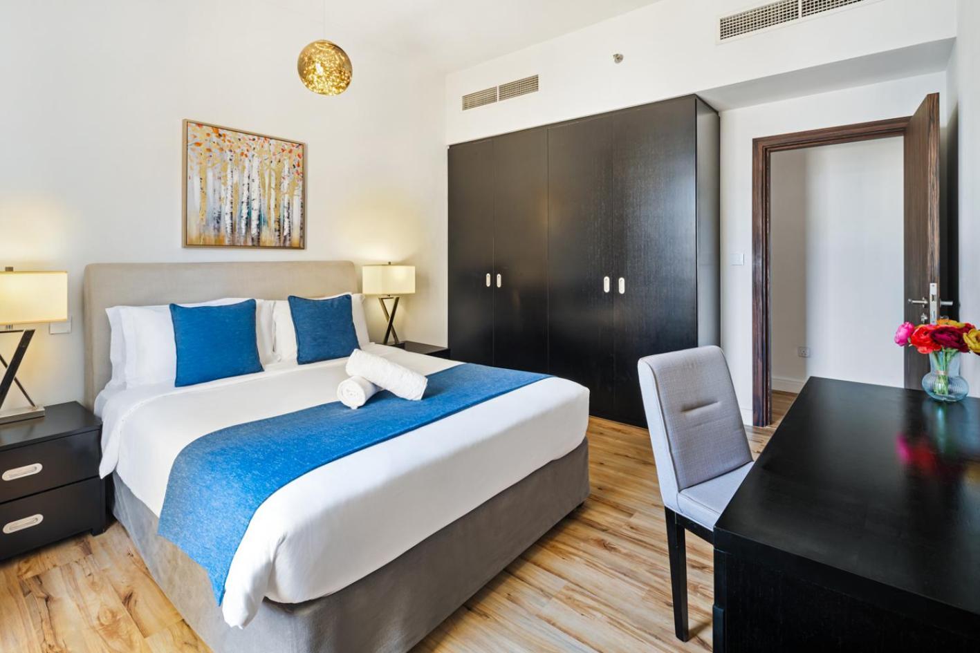 Stunning 5 1 Bedroom On Jbr With Marina View On High Floor Maid's Room, Near Mall, Metro & Cinemas - By Sunkissed Homes Apartment