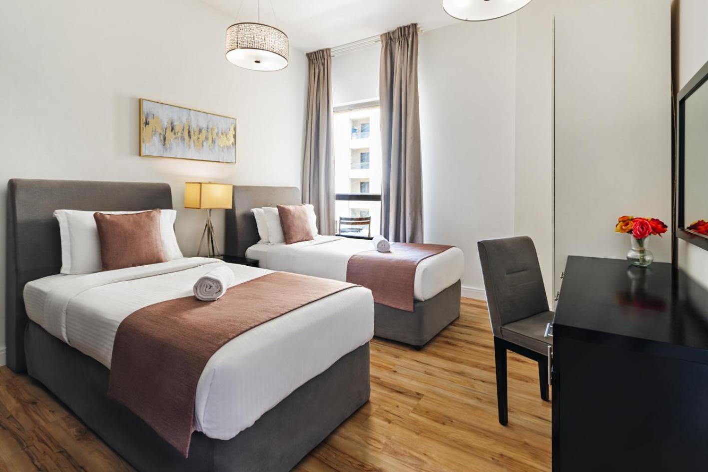 Stunning 5 1 Bedroom On Jbr With Marina View On High Floor Maid's Room, Near Mall, Metro & Cinemas - By Sunkissed Homes Apartment *